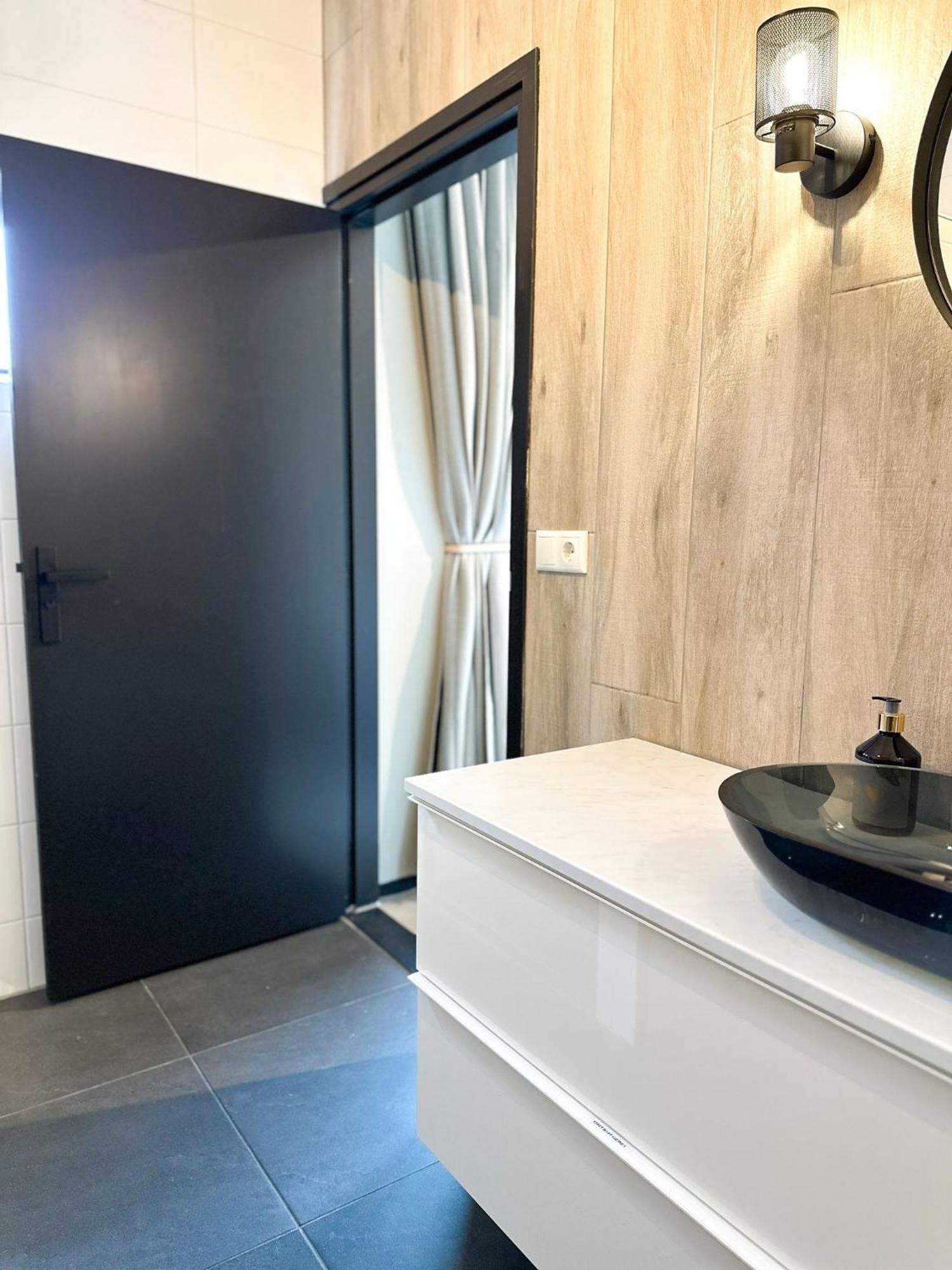Bed & Breakfast Waterpoort - Incl Gratis Licht Ontbijt En Parking Sneek Exteriör bild