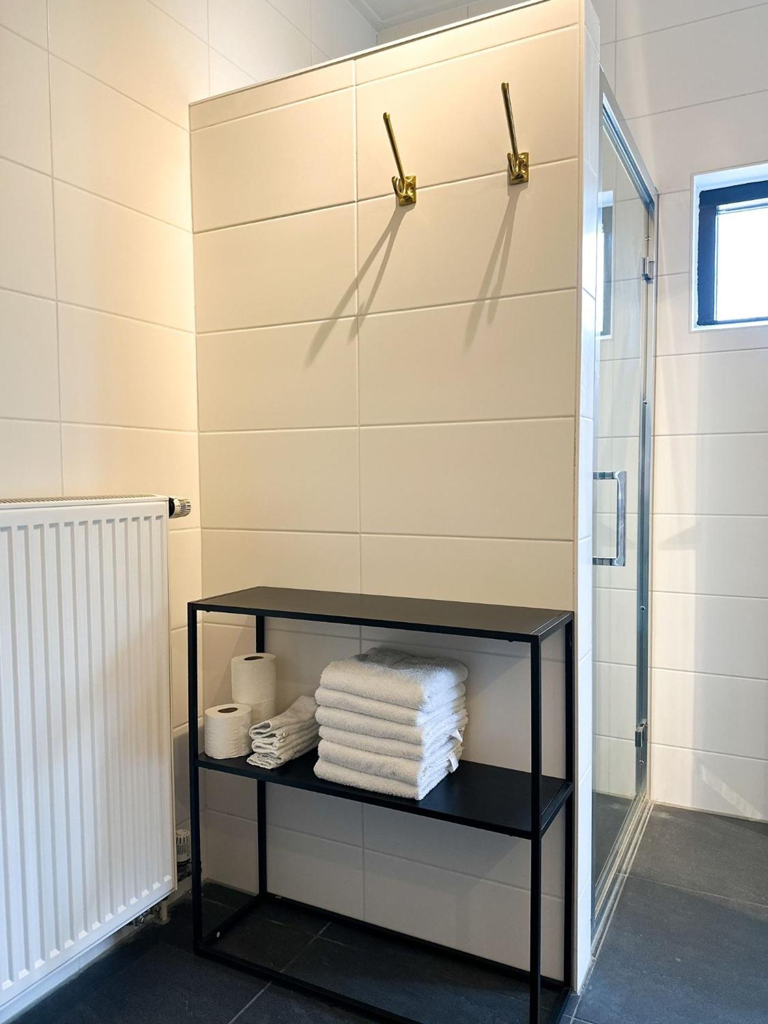 Bed & Breakfast Waterpoort - Incl Gratis Licht Ontbijt En Parking Sneek Exteriör bild
