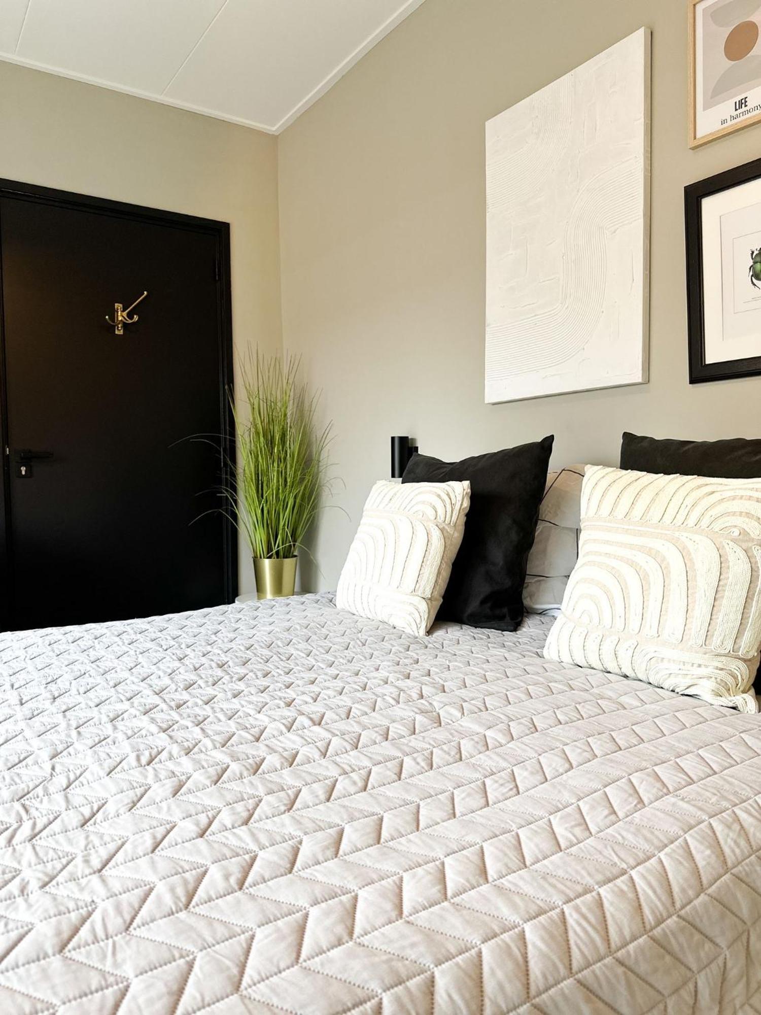 Bed & Breakfast Waterpoort - Incl Gratis Licht Ontbijt En Parking Sneek Exteriör bild