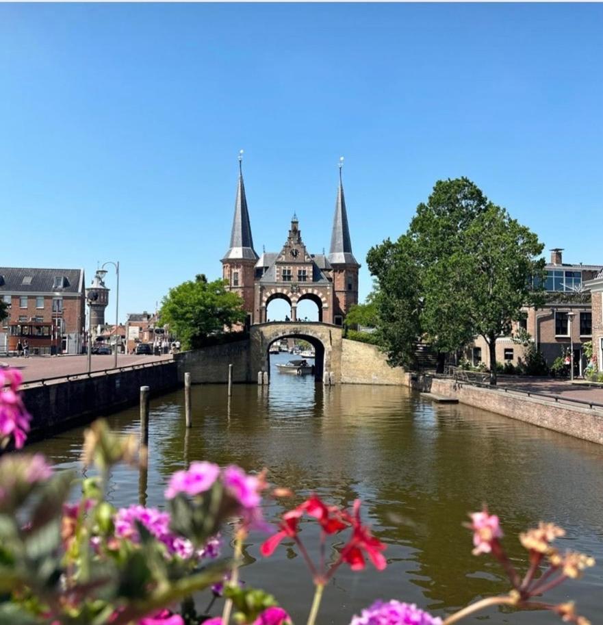 Bed & Breakfast Waterpoort - Incl Gratis Licht Ontbijt En Parking Sneek Exteriör bild